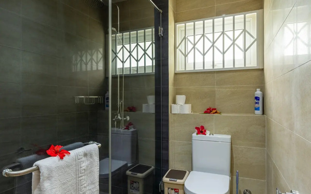 Апарт-отель Crystal Shores Self Catering Apartments - Seychelles