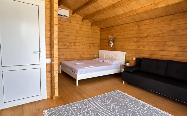 U Khanumy Guest House