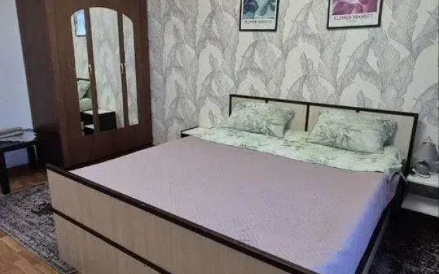 Квартира Уютная на 60 лет Октября 9А