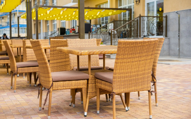 Kapkana Bay Plaza 4* Hotel