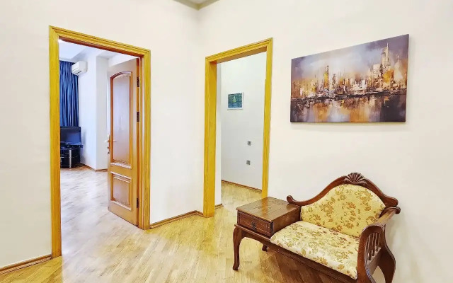 F1 View in Boulevard 4 Apartments