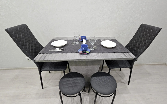 Apartamenty na ulıce Adelya Kutuya Flat