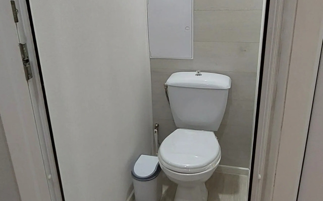 Flat Uyutnaya Dvushka Ryadom S Detskim Plyazhem