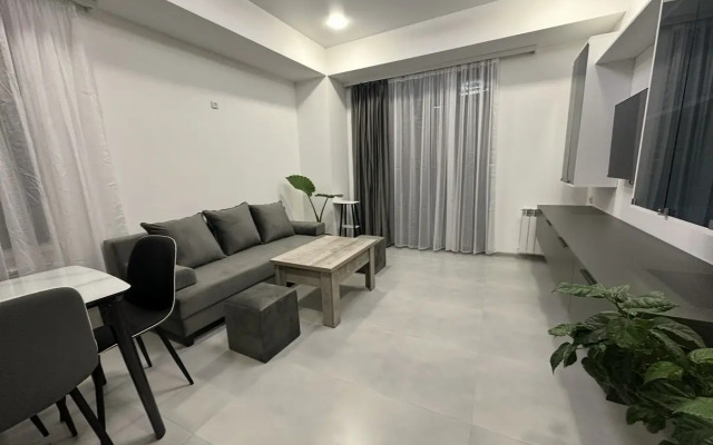 Квартира White 47