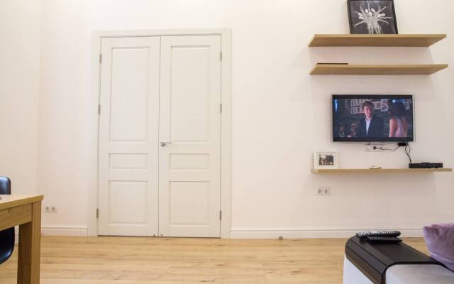 Апартаменты на Белинского у Цирка