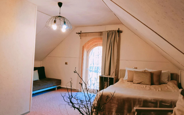 Частный дом Орешек