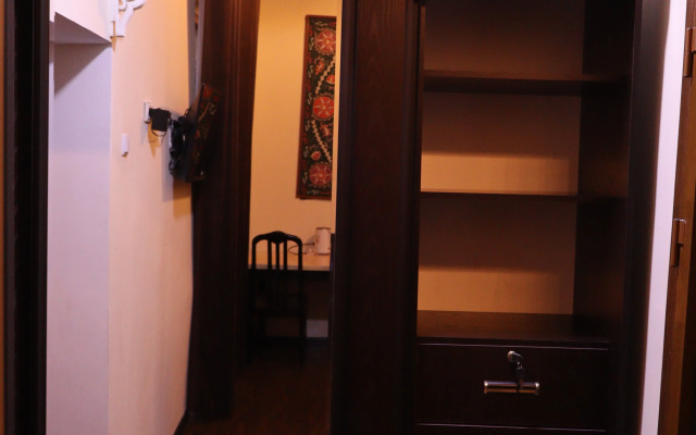 Al Bukhari Hotel Guest house