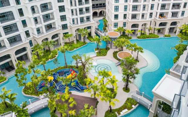 Apartments Title Legendary with a large terrace 308