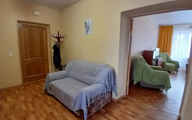 Апартаменты Яркий семейный 2х к апартамент