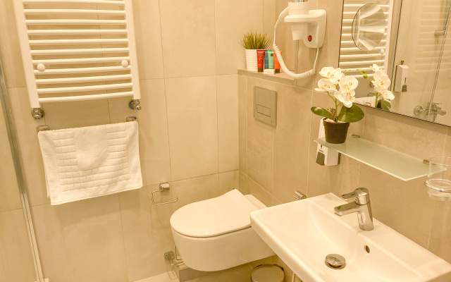 Sun City Apartments 3