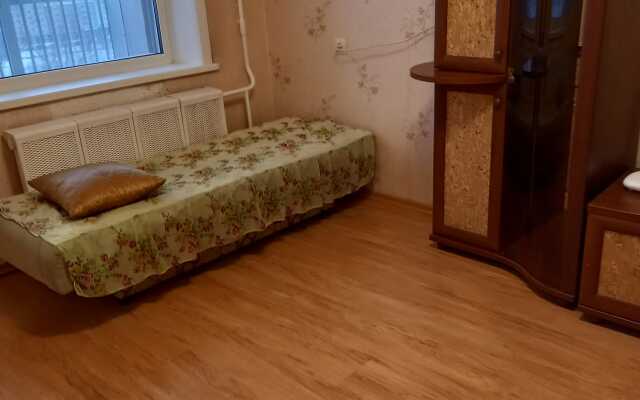 Na Petropavlovskoy 79 Apartments