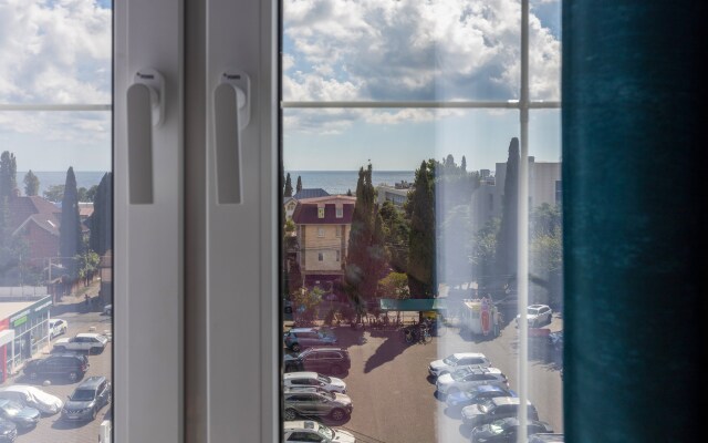 Art Layt Red Apartments Ansel Apartments