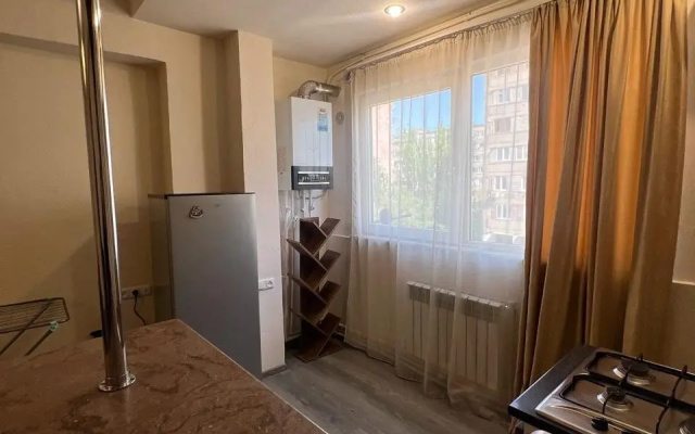 Kvartira The apartment is located on Republic Square. It has one living room and one bedroom