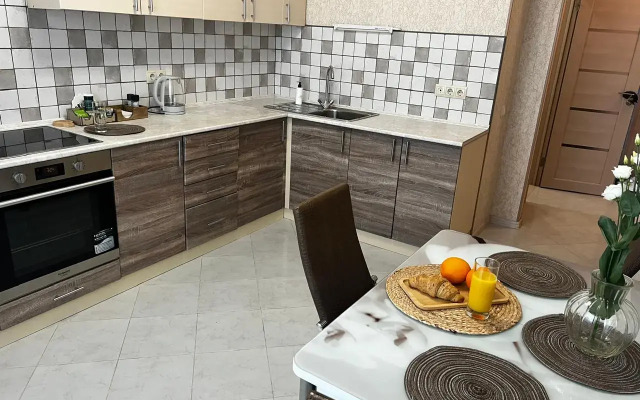 S Panoramnym Vidom Flat