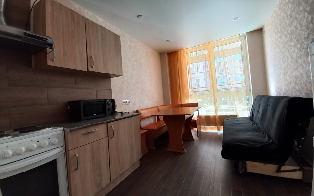 Shestimestnye Apartamenty Klassa Lyuks Flat