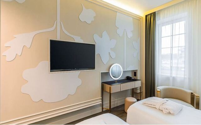 Отель Robinson City TGB