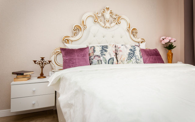 Golden Time Apartments