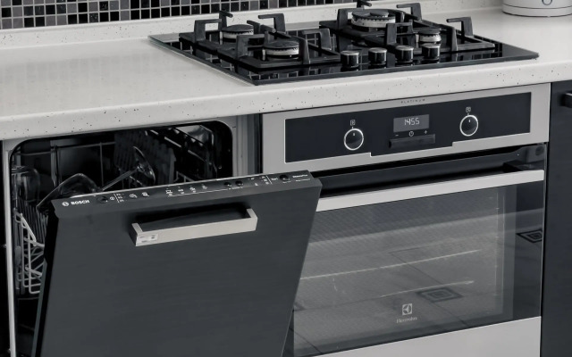 U Morya Ulitsa Naberezhnaya Apartments