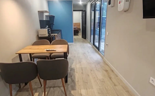 Taezhnyij Prival Guest House