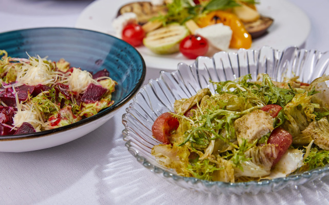 Отель Экватор