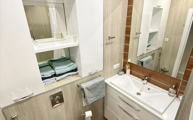 na Komsomolskoy Flat