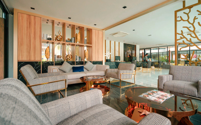 Wekata Luxury Hotel