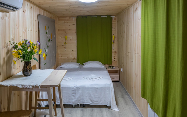 Bambuk-Hutor Guest House