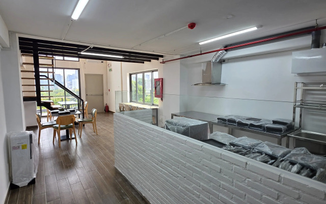 Cozy Cubes Hostel