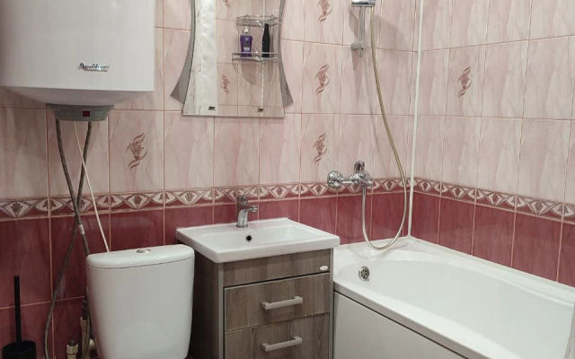 S Vidom na Volgu Respublikanskaya 6 Apartments