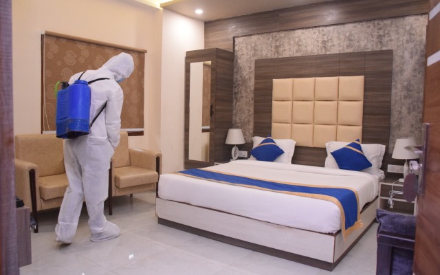 Отель Shri Sai Hotel