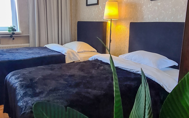 Апартаменты Тундровая 12 трехкомнатная