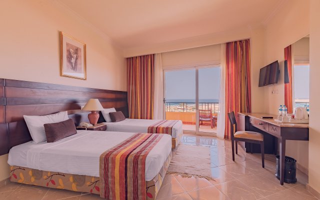 Отель Malikia Resort Abu Dabbab