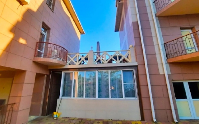 Отель Олина