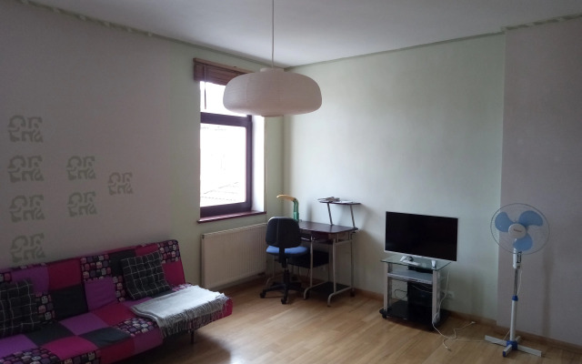 1926 God Alleya Luizy Flat