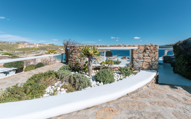The Golden Beach Villa