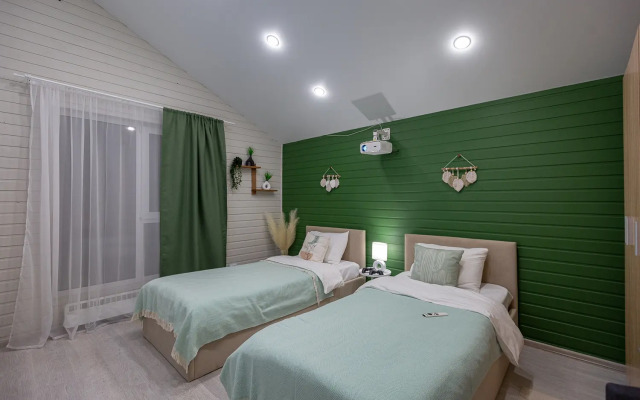 Point 382 Olivkovyj Guest House