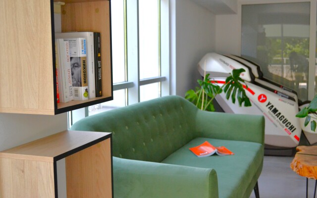 Les Health Resort