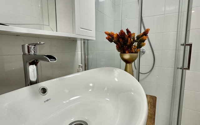 Квартира на 65 лет Победы 6