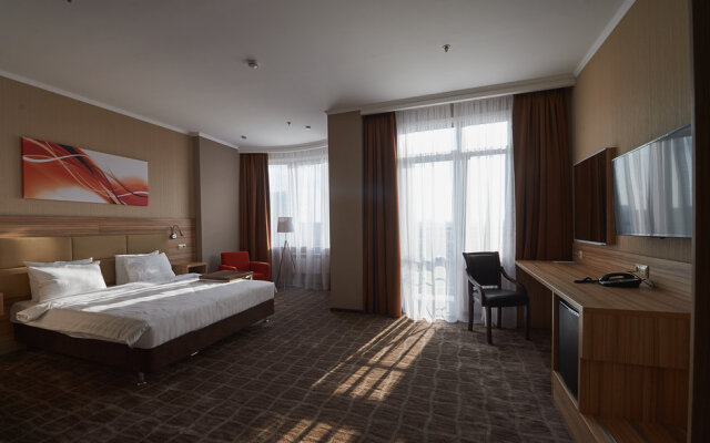 Отель Ramada by Wyndham Rostov-on-Don Hotel & SPA