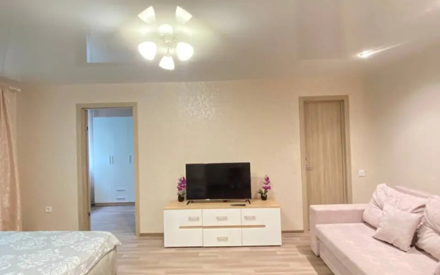 НаМореApartment's Квартира в центре вдоль Нижнего озера