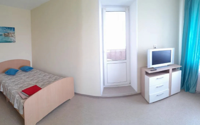 Na Ulitse Leningradskaya 25A Flat