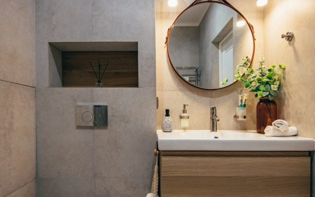 Boho Room V 100 Metrakh Ot Morya Apartments