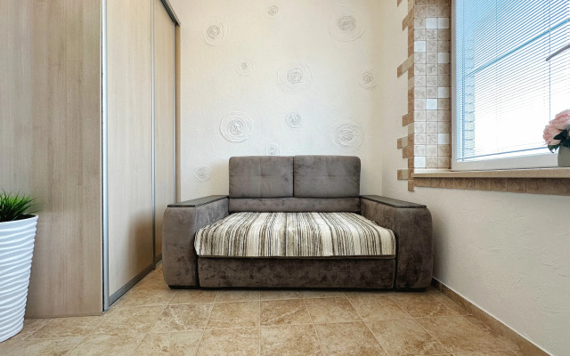 Uyutnaya studiya u metro Molodezhnaya Flat
