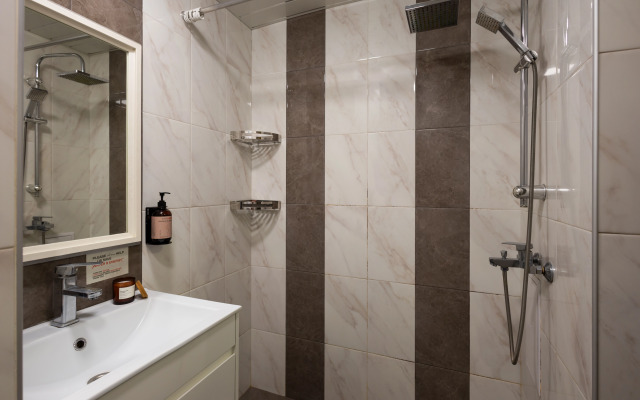 KeyGo #0015, 2 Bedroom, Balcony, City Center Apartments