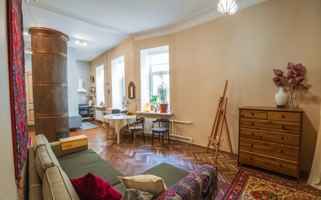 Апартаменты Аутентичная Квартира с Раритетной Печью 19 Века