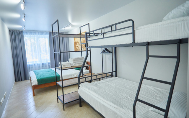 Na Dekabristov 10 Flat