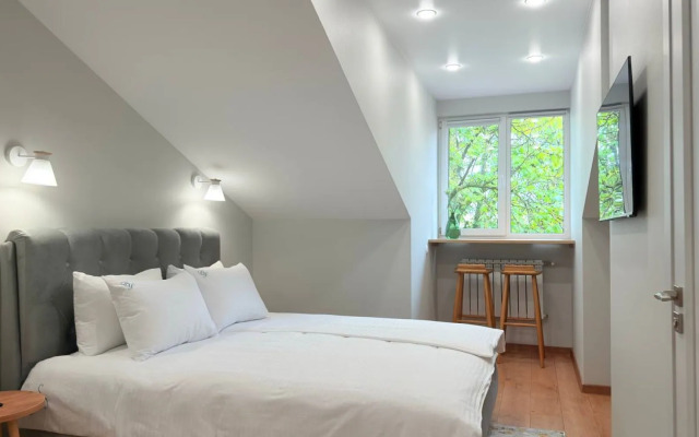 Yevrouyut Sovremennaya Studiya V Samom Tsentre Flat