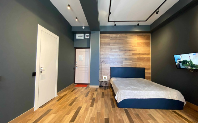 Zhk poseydon 632 Mamayka Vidovaya Studiya S Balkonom (Trustcontrol) Flat