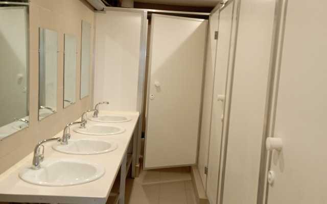 Lectus Hostel