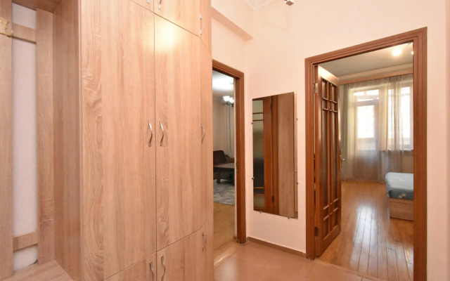 3-K v Novostroyke, Ulitsa Argishti, Gl933 Flat